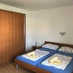 In - Insel Rab 37000 Apartmán