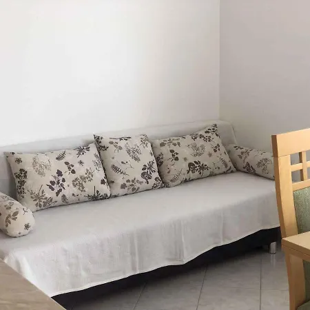 In - Insel Rab 37000 Lopar